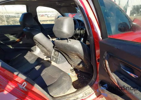 2015 BMW 328I из США, поврежденный, VIN WBA3A5G50FNS87535